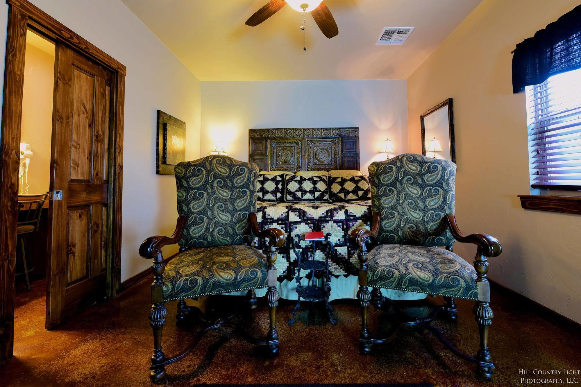 Lazy T Bed And Breakfast Fredericksburg Luaran gambar