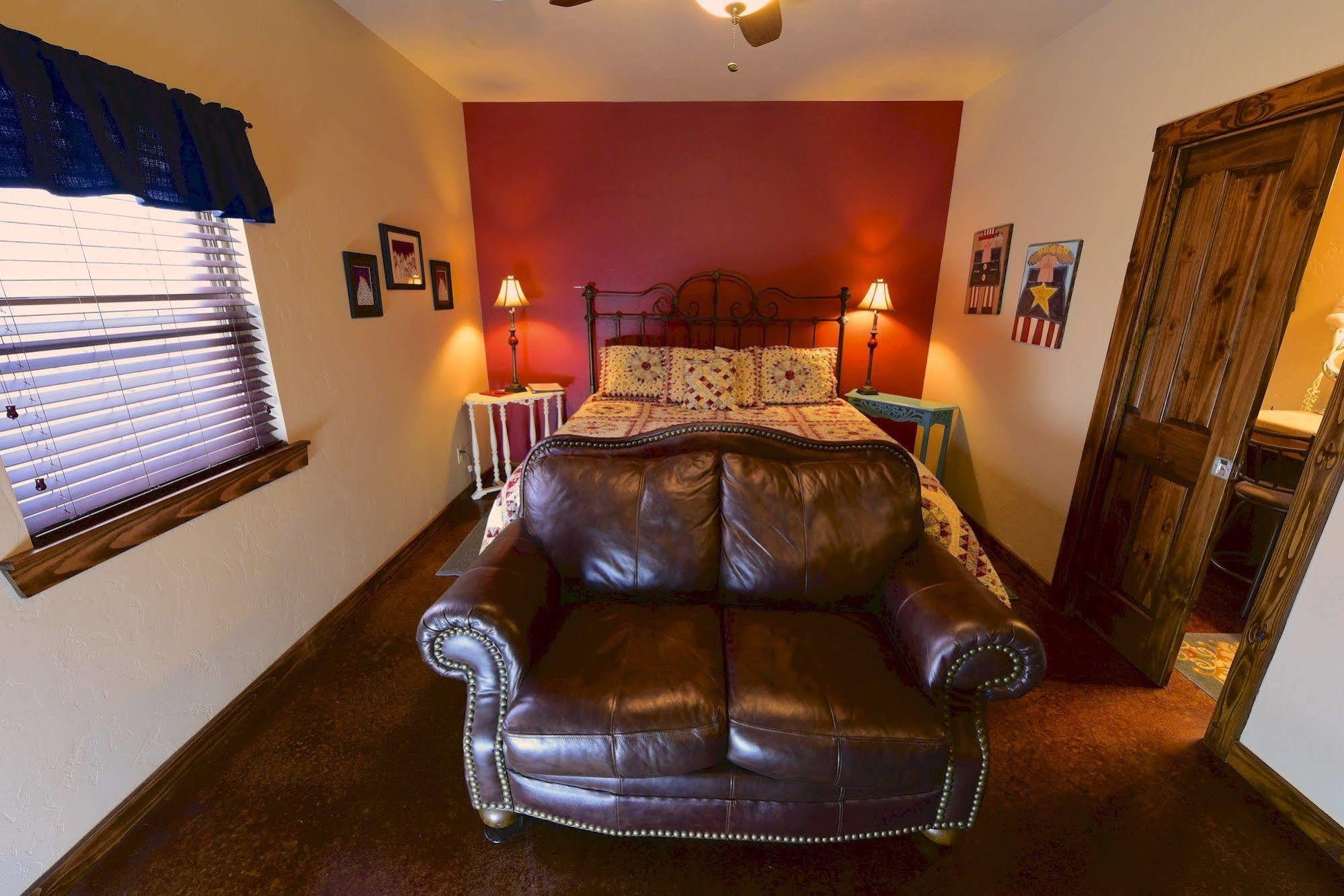 Lazy T Bed And Breakfast Fredericksburg Luaran gambar